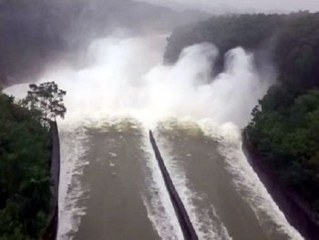 Nhiều hồ chứa nước lớn ở Hà Tĩnh điều tiết nước đón lũ