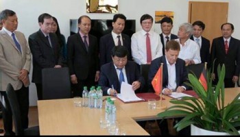 Hà Tĩnh: Trao giấy Chứng nhận đầu tư cho 3 dự án FDI có vốn 60 triệu USD