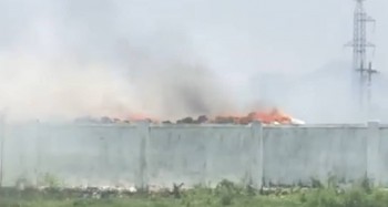 Hà Tĩnh: Truy tìm kẻ đốt bãi rác làm cả làng ngạt thở vì khói bụi và mùi hôi thối
