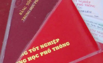 Hà Tĩnh: 4 cán bộ của một xã không có bằng tốt nghiệp THPT