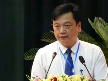 Hà Tĩnh: Giám đốc Sở TN&MT trả lời vòng vo, Bí thư ngắt lời, truy vấn lại