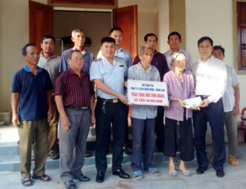 Báo Thanh tra phối hợp trao nhà tình nghĩa tại Hà Tĩnh