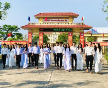 Trường Trung học phổ thông Nguyễn Đình Liễn, ngôi trường sáng tạo