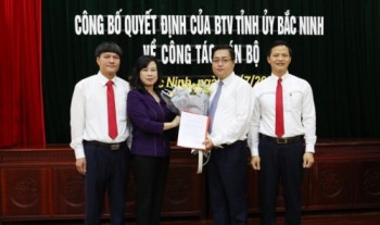 Bố làm Bí thư Tỉnh ủy, con được chỉ định làm Bí thư Thành ủy có đúng không?