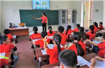 Hàng nghìn học sinh lớp 3 ở Hà Tĩnh không được học môn Tiếng Anh