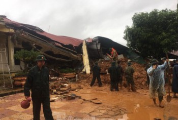 122 người chết, mất tích do mưa lũ ở miền Trung