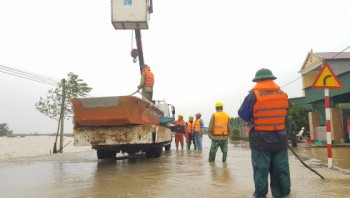 Hà Tĩnh: Nước rút đến đâu, khắc phục điện đên đó