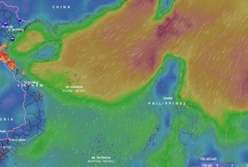 Vào Biển Đông, siêu bão Goni có đường đi và cường độ khó lường