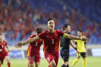 Thắng nghẹt thở Malaysia 2-1, tuyển Việt Nam đứng trước cơ hội lịch sử