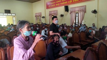 Hà Tĩnh: Thị trấn Đồng Lộc công khai xin lỗi, trả tiền thu sai cho dân