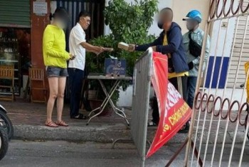 Hà Nội: Chủ tịch phường phạt Bí thư phường vì ra đường không đeo khẩu trang
