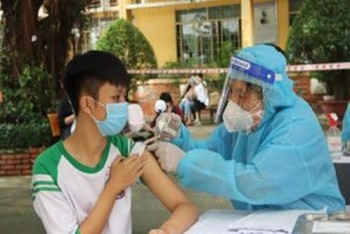 Bộ Y tế: tiêm mũi 3 từ tháng 12, được phép tiêm trộn nhiều loại vaccine