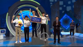 Chiến thắng bằng câu hỏi phụ, nam sinh Nghệ An giành vòng nguyệt quế Olympia