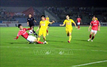 Vòng 4 V-League 2021: Hồng Lĩnh Hà Tĩnh chia điểm với Hoàng Anh Gia Lai trên sân nhà
