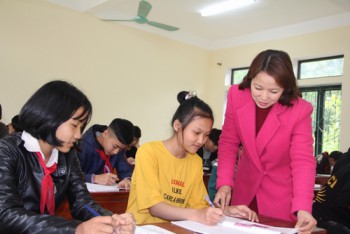 Chức danh nghề nghiệp giáo viên Hà Tĩnh: Tăng lương ít nhất từ 0,01% trở lên