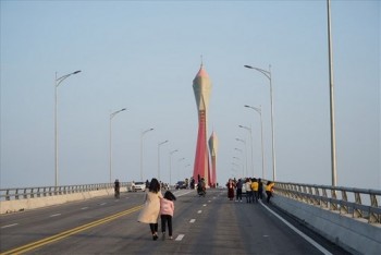 Nghệ An: Tổ chức bắn pháo hoa đêm 30.4 trên cầu Cửa Hội