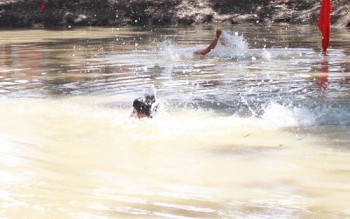 Thừa Thiên Huế: Hai cháu bé đuối nước tử vong thương tâm ở ao cá sau nhà