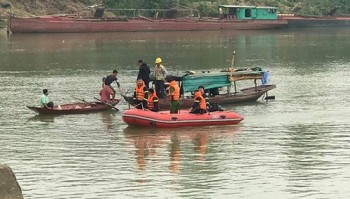 Nữ sinh lớp 10 gieo mình xuống sông Lam tự vẫn