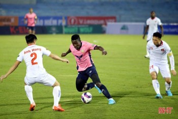 V-League 2022: Hồng Lĩnh Hà Tĩnh lại nhận thất bại trong trận khai màn