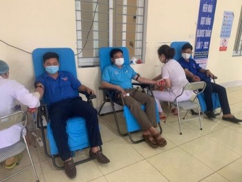 Vượt gần 70 km từ Hà Tĩnh sang Nghệ An hiến máu cứu sống bệnh nhân