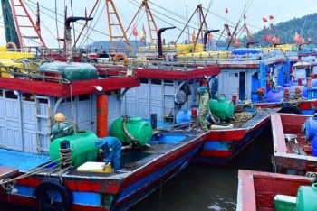 Nghệ An, Hà Tĩnh, Thanh Hóa cấm biển ứng phó bão số 10