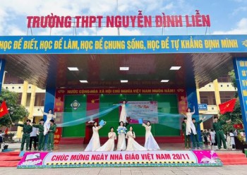 Trường THPT Nguyễn Đình Liễn: Giai âm Hạnh phúc ngày lễ 20/11