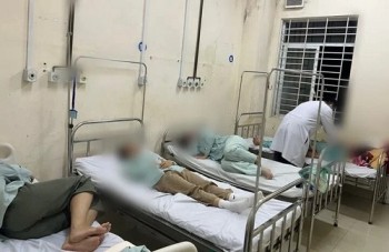 73 người ở Đồng Nai bị ngộ độc sau khi ăn bánh mì