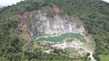 Tiềm ẩn nguy cơ mất an toàn tại mỏ khai thác khoáng sản không hoàn thổ