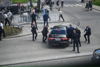Thủ tướng Slovakia qua cơn nguy kịch sau vụ ám sát