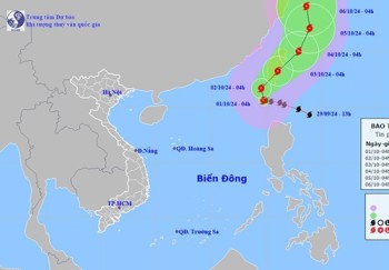 Sáng nay, bão Krathon giật cấp 17 đi vào vùng Bắc Biển Đông