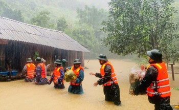 Chuyên gia: Miền Trung sắp mưa lớn, miền Bắc đón gió mùa vào tuần tới