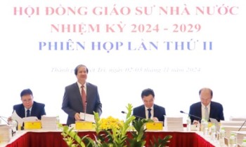 Một ứng viên xin rút công nhận chức danh phó giáo sư 2024