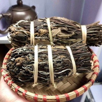 Thức trà của thời gian: Trà Chít và câu chuyện sống chậm giữa đại ngàn
