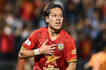 Cánh cửa lên tuyển rộng mở với cầu thủ Việt kiều Viktor Lê