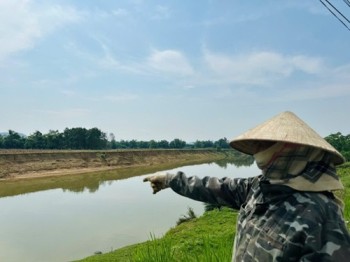 Sạt lở nghiêm trọng ở Ngàn Sâu