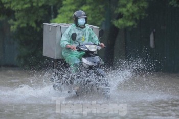 Miền Bắc đón mưa dông liên tiếp