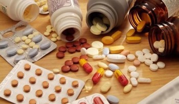 Ranh giới nhân văn và tội ác