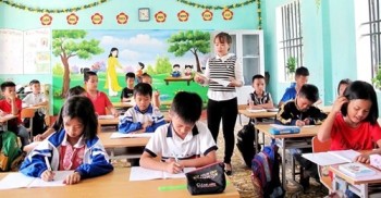 Gợi mở về chính sách cho tuyển dụng giáo viên
