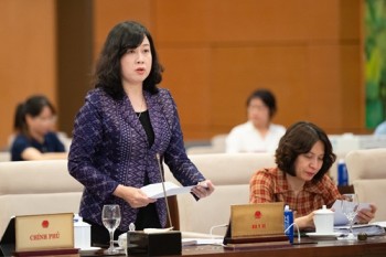 Chính thức bỏ quy định mỗi cặp vợ chồng chỉ sinh một hoặc hai con
