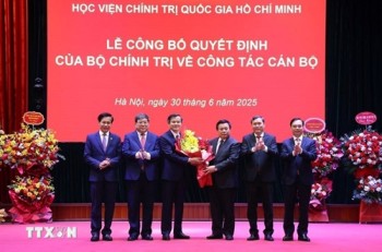 Ông Đoàn Minh Huấn giữ chức Phó Giám đốc Học viện Chính trị Quốc gia Hồ Chí Minh