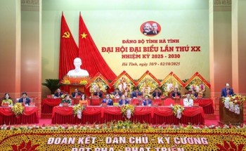 Hà Tĩnh quyết tâm xây dựng tỉnh ngày càng giàu mạnh, văn minh