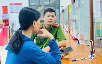 Bí ẩn phía sau cuộc gọi của người tự xưng là cán bộ công an