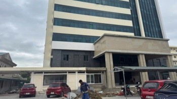 Vì sao dự án xây dựng Trung tâm Sản Nhi Hà Tĩnh chưa thể hoàn thành?