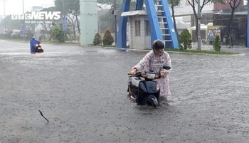 Dự báo thời tiết ngày 25/10: Miền Bắc trời lạnh, miền Trung cục bộ mưa rất to