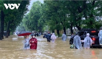 Thời tiết hôm nay 29/10: Miền Trung mưa lớn, Bắc Bộ ngày nắng đêm lạnh