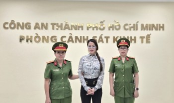 Bắt tạm giam diễn viên Trương Ngọc Ánh chiếm đoạt hàng ngàn lượng vàng