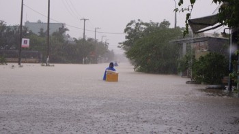 Miền Trung sắp mưa rất lớn, có nơi trên 700mm
