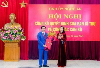 Chủ tịch UBND Hà Tĩnh giữ chức Phó Bí thư Tỉnh ủy Nghệ An
