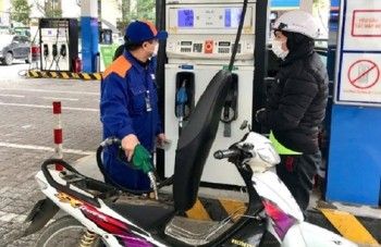 Giá xăng dầu đồng loạt giảm, có mặt hàng tăng