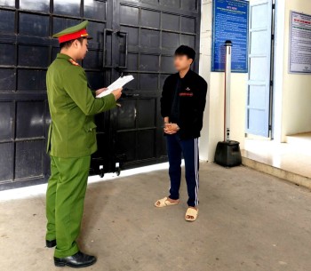 Khởi tố nam thanh niên vì giao cấu với bạn gái chưa đủ tuổi